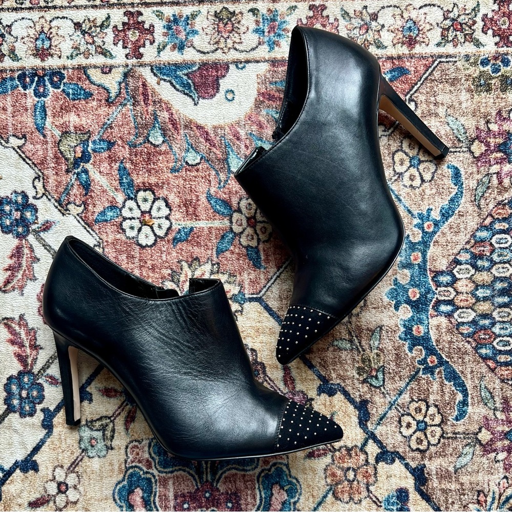 White House Black Market Black leather Studded Heeled Boots, EUC, size 9.5